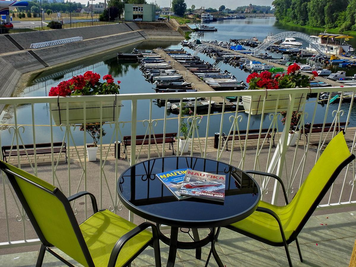 Apartments Marina Apatin Εξωτερικό φωτογραφία